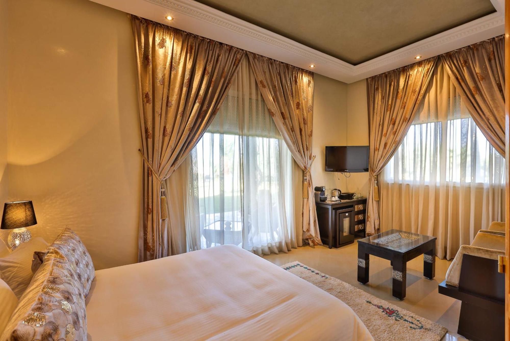 Palais Amador Hotell Oulad Mazoug Eksteriør bilde